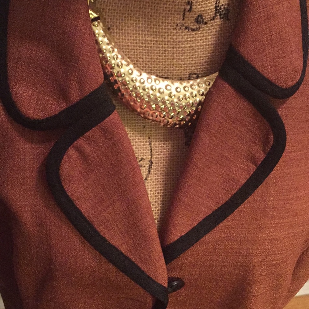 Top - Picture 3 of 5